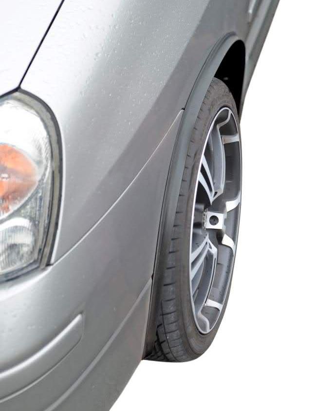Fender flares 30 mm 4 pieces á 2 meters (made of black hard rubber)