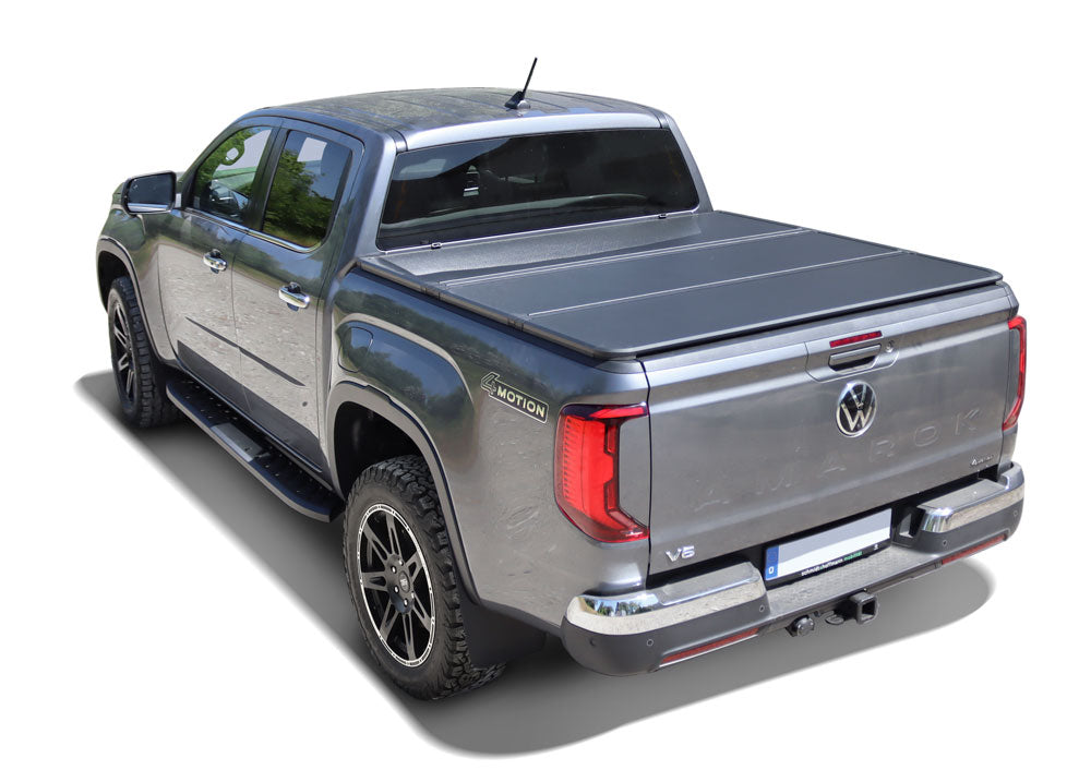 Folding loading area cover - VW Amarok DoKa (from 2023-) - Aluminium Black