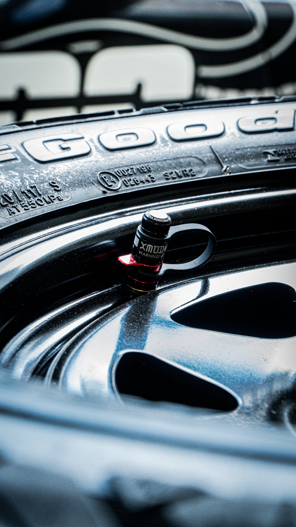 Savings bundle - 5x Dotz Dakar 17" incl. BFGoodrich & APEX valves - Toyota Hilux N25, Landcruiser J12, Ford Ranger 2AW
