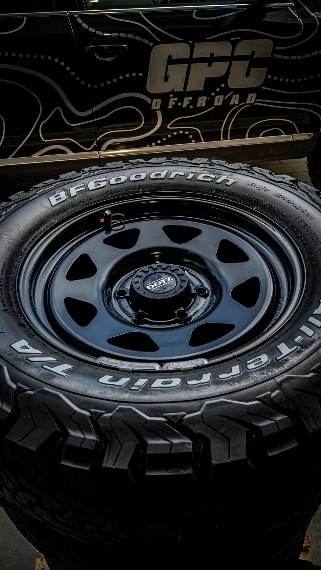 Savings bundle - 5x Dotz Dakar 17" incl. BFGoodrich & APEX valves - Toyota Hilux N25, Landcruiser J12, Ford Ranger 2AW