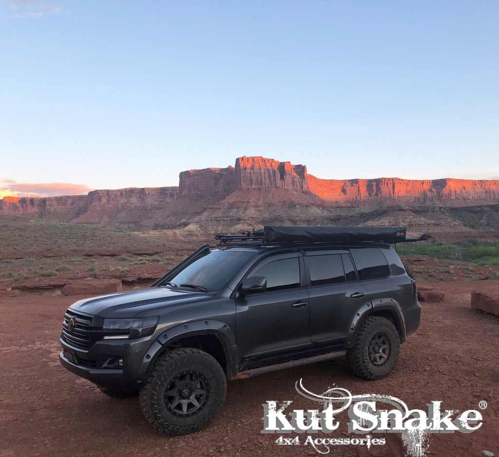 Kut Snake fender flares Toyota Landcruiser 200 - 50 mm width - 2012+
