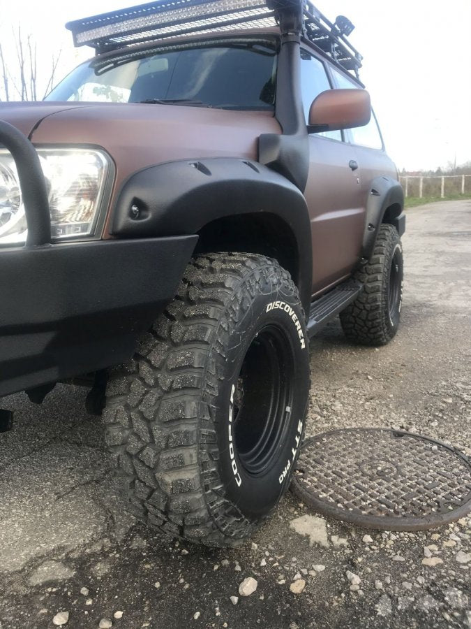 Kut Snake fender flares Nissan Patrol Y61 - 70 mm width - 2 Door