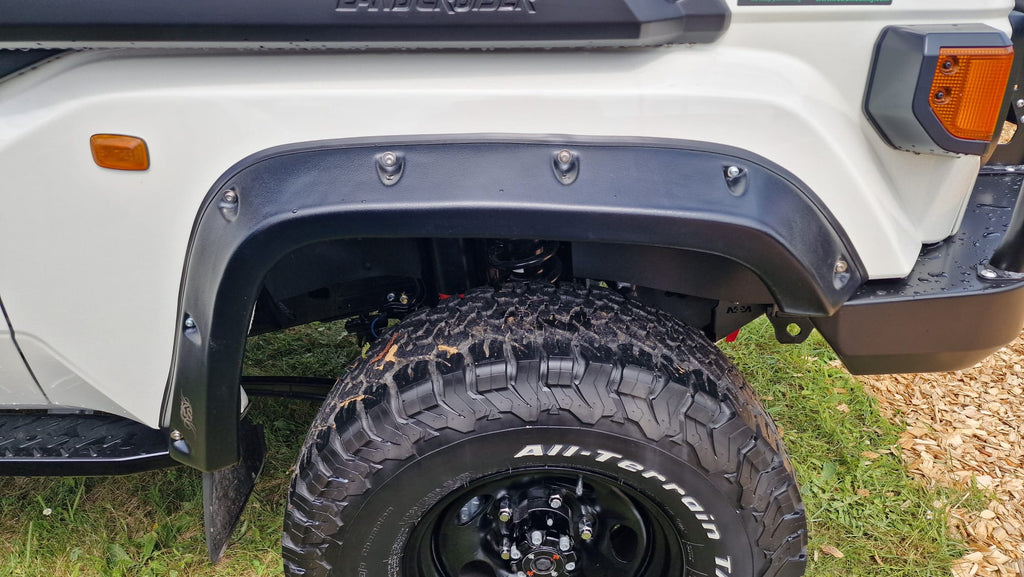 Kut Snake fender flares Toyota Landcruiser 78 Series - 50 mm width
