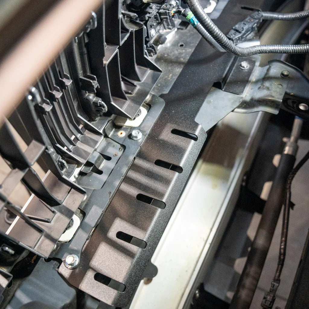 Hintergrill-Halterung für LC Prado 150 (ab 2017+) - Pirate CAMP CO.