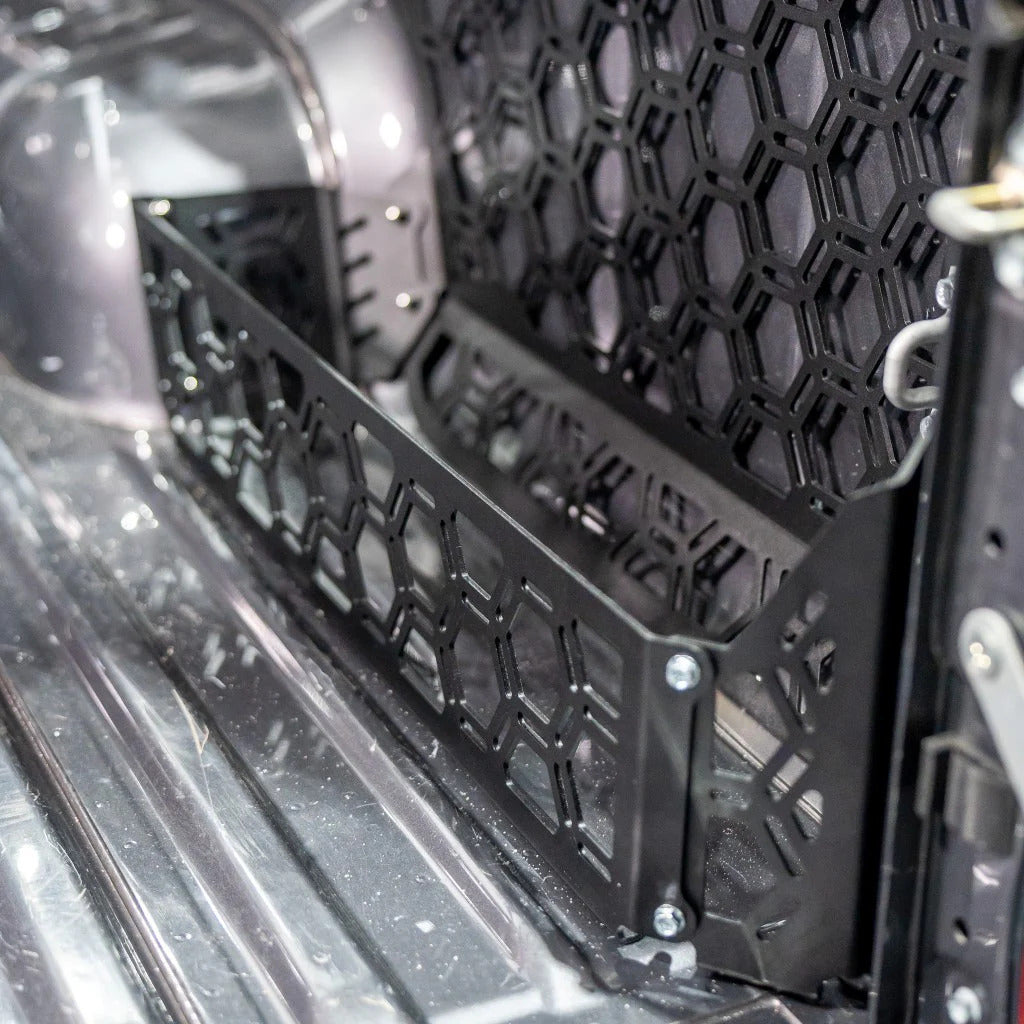 Complete side pan Molle panel WITH storage compartment for Toyota Hilux N80 (from 2016-) - Pirate CAMP CO.