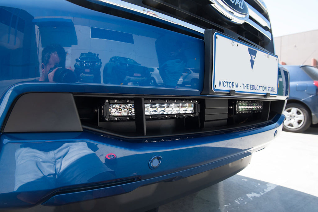 STEDI Ford Ranger & Raptor Kühlergrill-Befestigung (Unten)