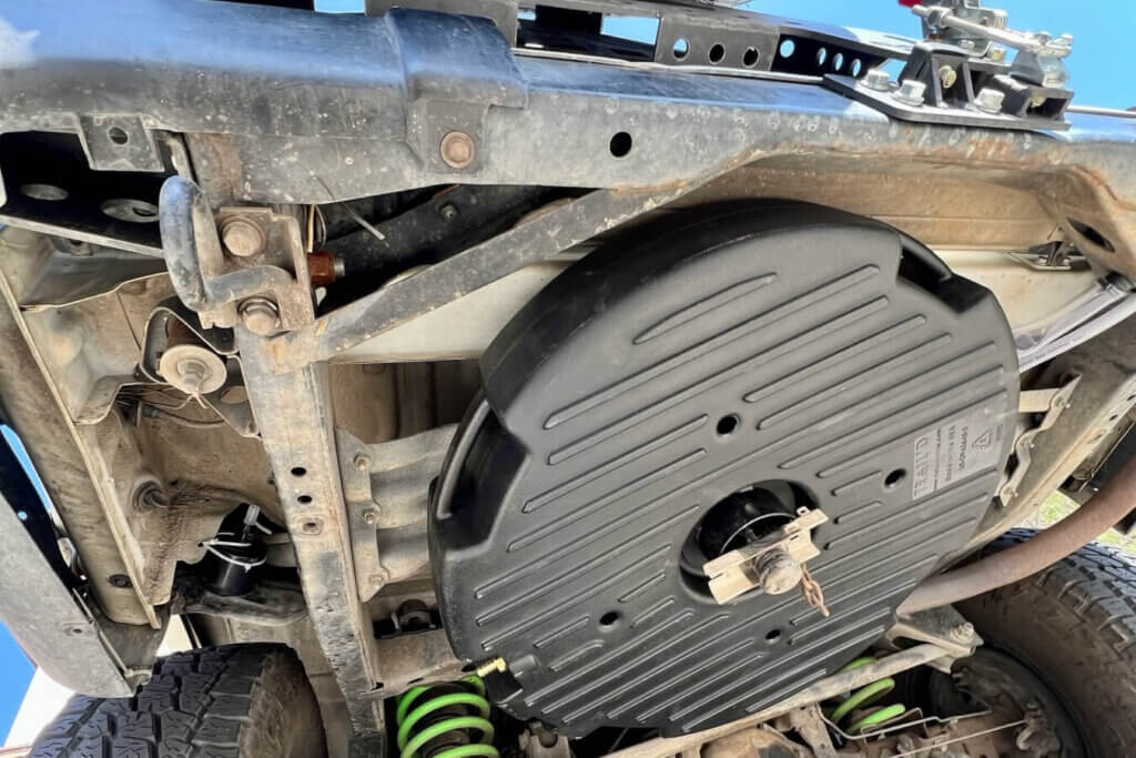 Trail'd 53 liter spare wheel tank - Boondocker