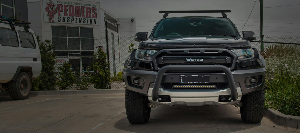 STEDI Ford Ranger & Raptor Kühlergrill-Befestigung (Unten)