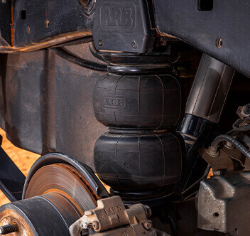 OME BP51 - 3.5 ton lift kit +5 cm including air support - Toyota Hilux Revo (from 2015-)