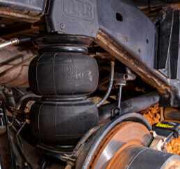 OME BP51 - 3.5 ton lift kit +5 cm including air support - Toyota Hilux Revo (from 2015-)