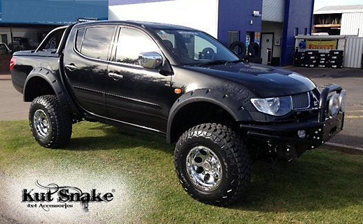 Kut Snake fender flares Mitsubishi L200 (ML/MN) - 75mm width - structure surface