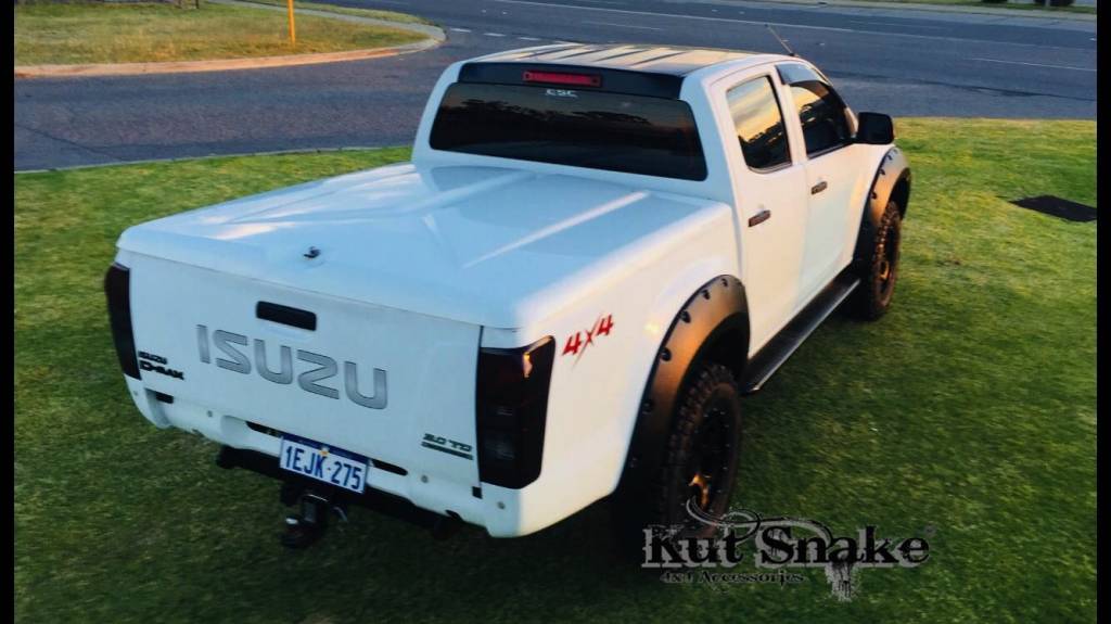 Kut Snake fender flares Isuzu D-Max (2012-2020) - 85mm width - textured surface