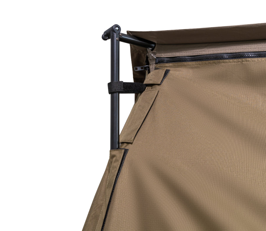 Rhino Rack side panel for Batwing & Sunseeker 2.5m awnings, closed (1 piece)