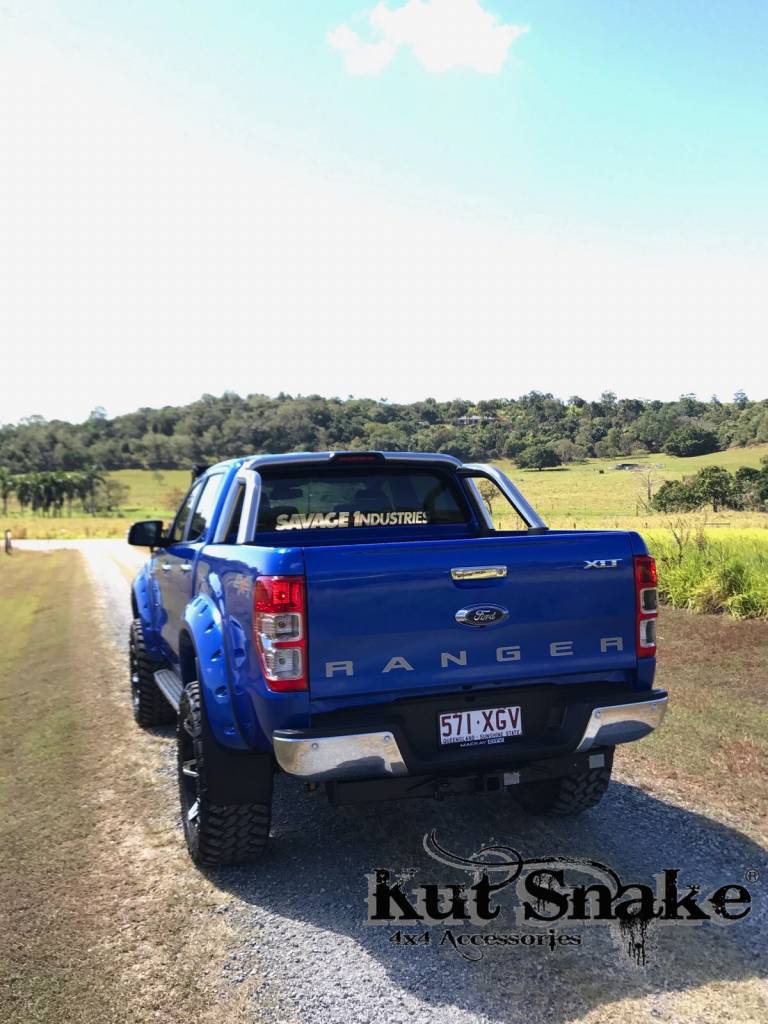 Kut Snake Kotflügelverbreiterung Ford Ranger PX1, PX2 - 55 mm breite - Glatte Oberfläche
