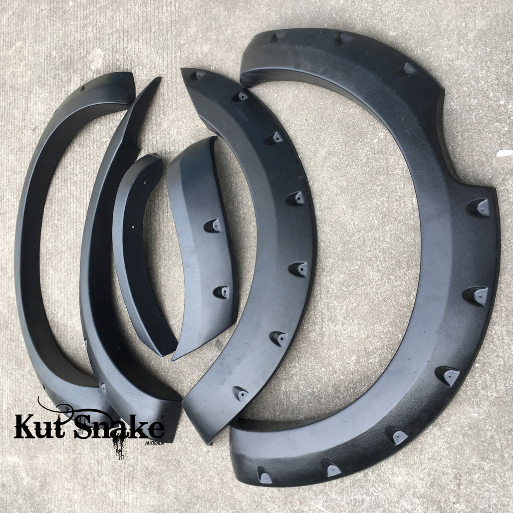 Kut Snake fender flares Ford Ranger PX1 Slim - 40 mm width - structured surface