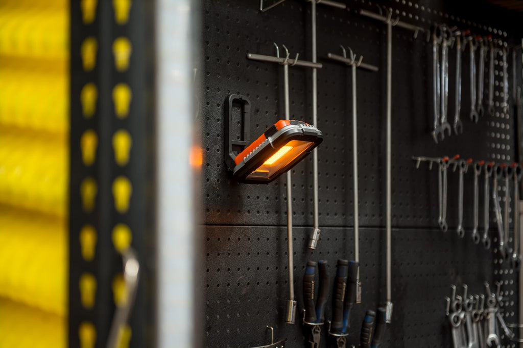 STEDI T1500 LED work & camping lamp