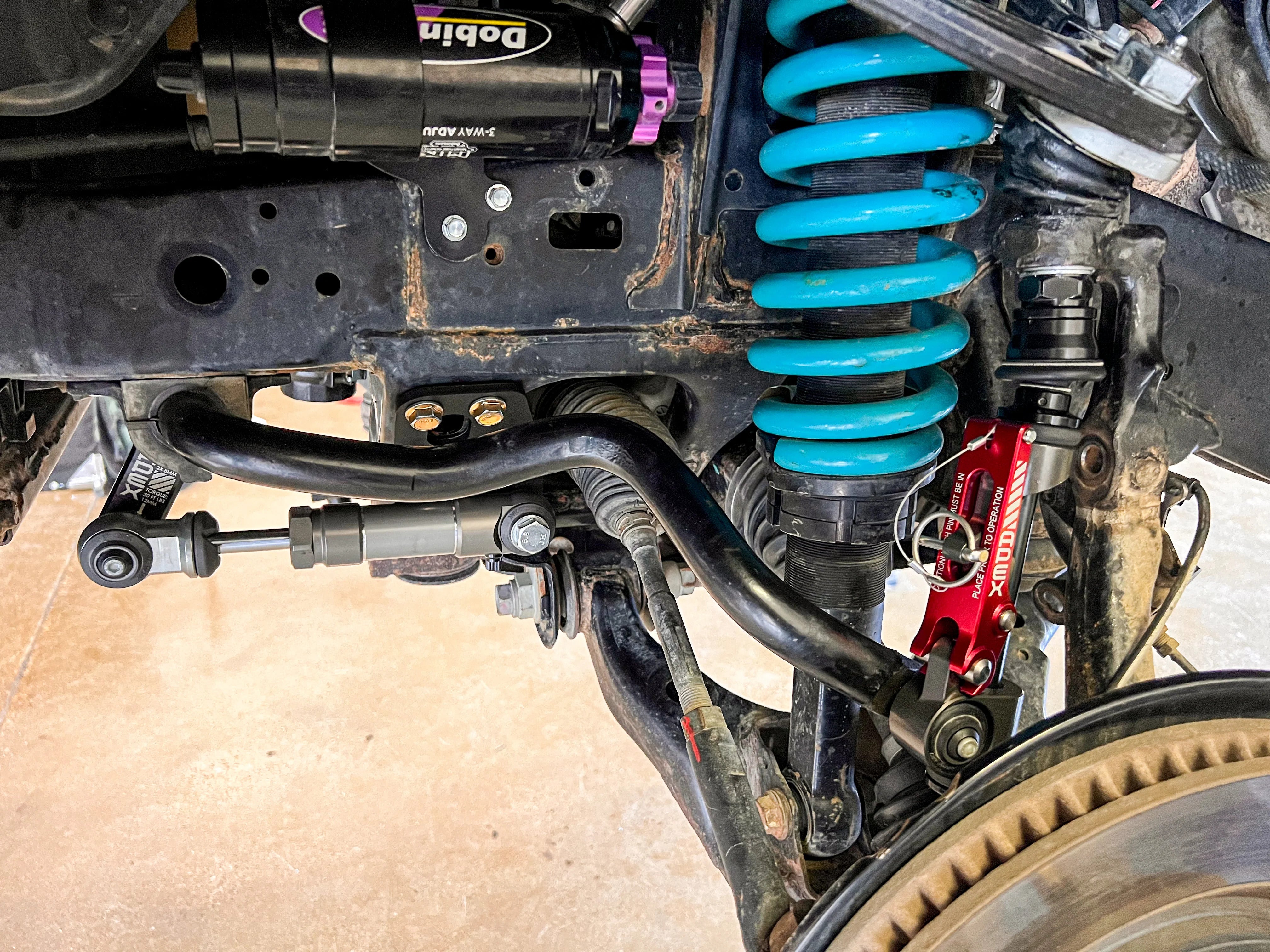 APEX - kwikLYNX - TOYOTA Sway Bar Disconnect 