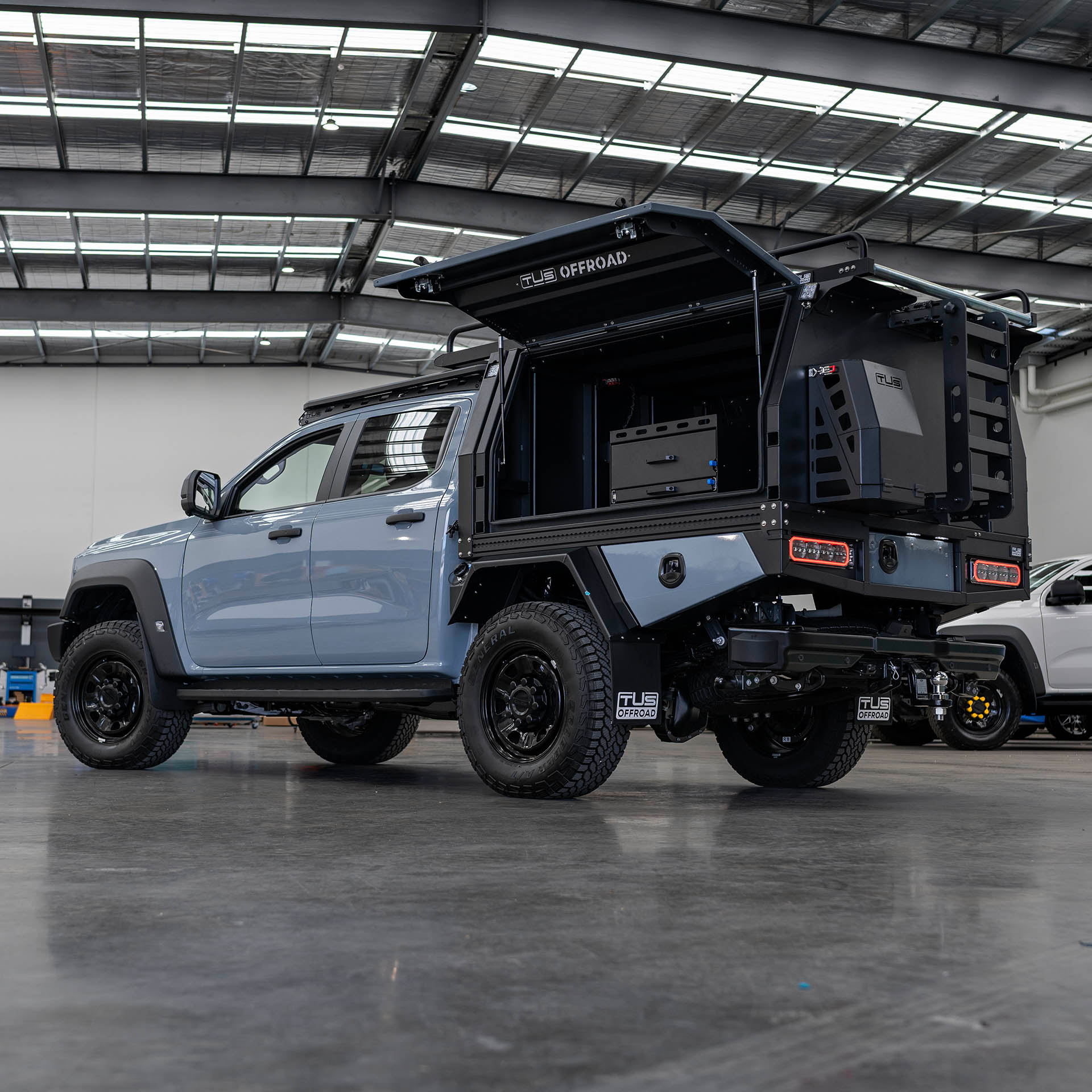 TUS-Offroad - DR2 - 1650mm (2 Klappen) Abnehmbares Canopy