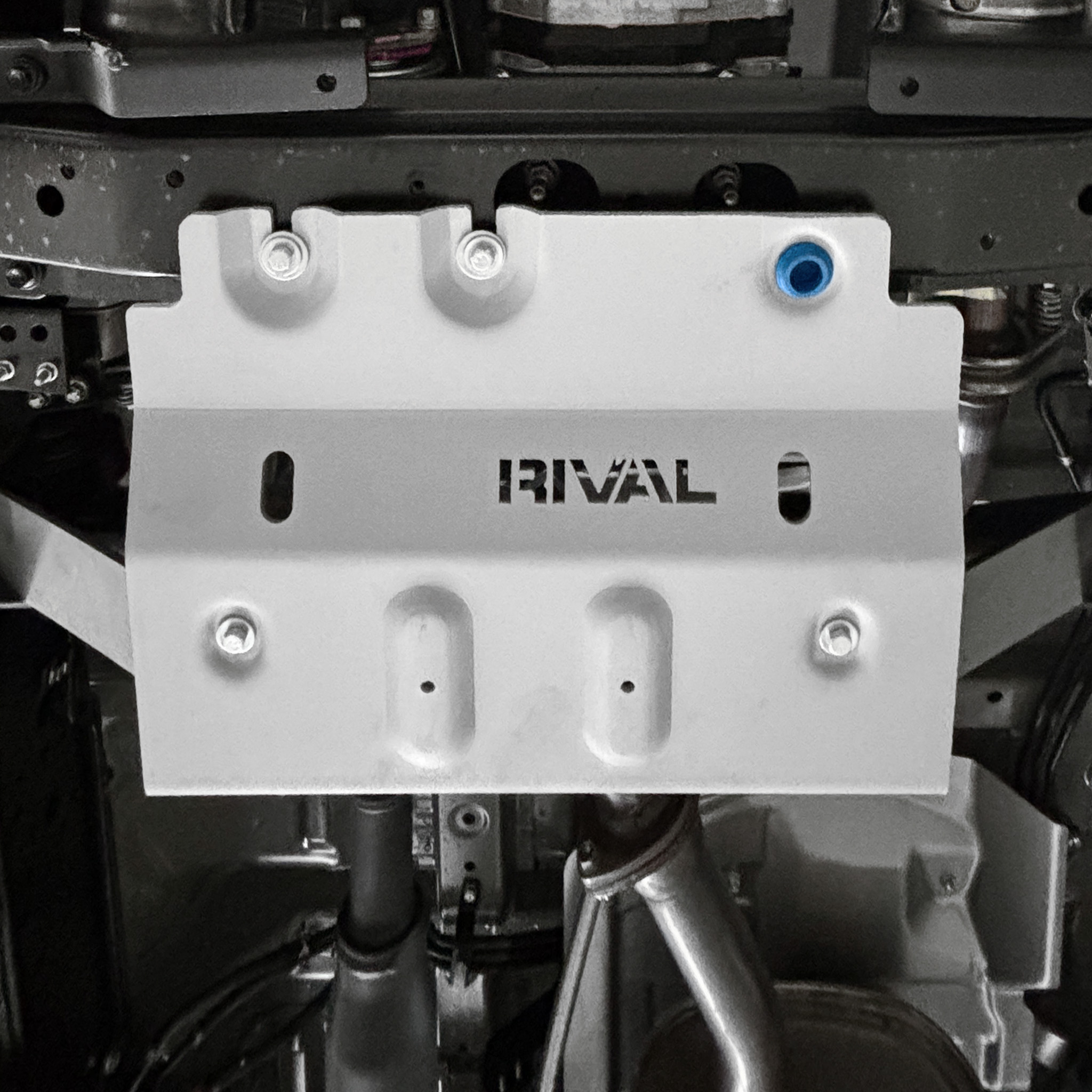RIVAL4x4 Verteilergetriebe Unterfahrschutz Toyota Land Cruiser 2023-; 2023-; 4 l. / Benzin; 2,8 l. / Dieselkraftstoff; 4,5 l. / Dieselkraftstoff