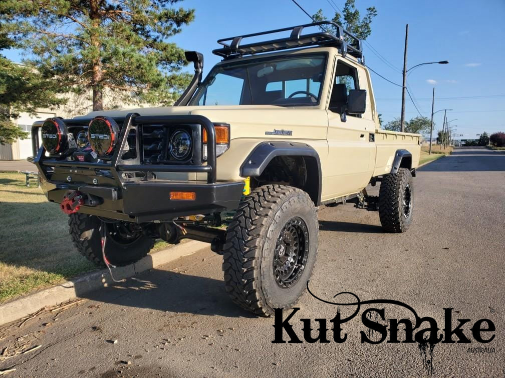 Kut Snake Kotflügelverbreiterung Toyota Landrcruiser 79/75 Series SingleCap (bis 2007) - 50 mm Breite