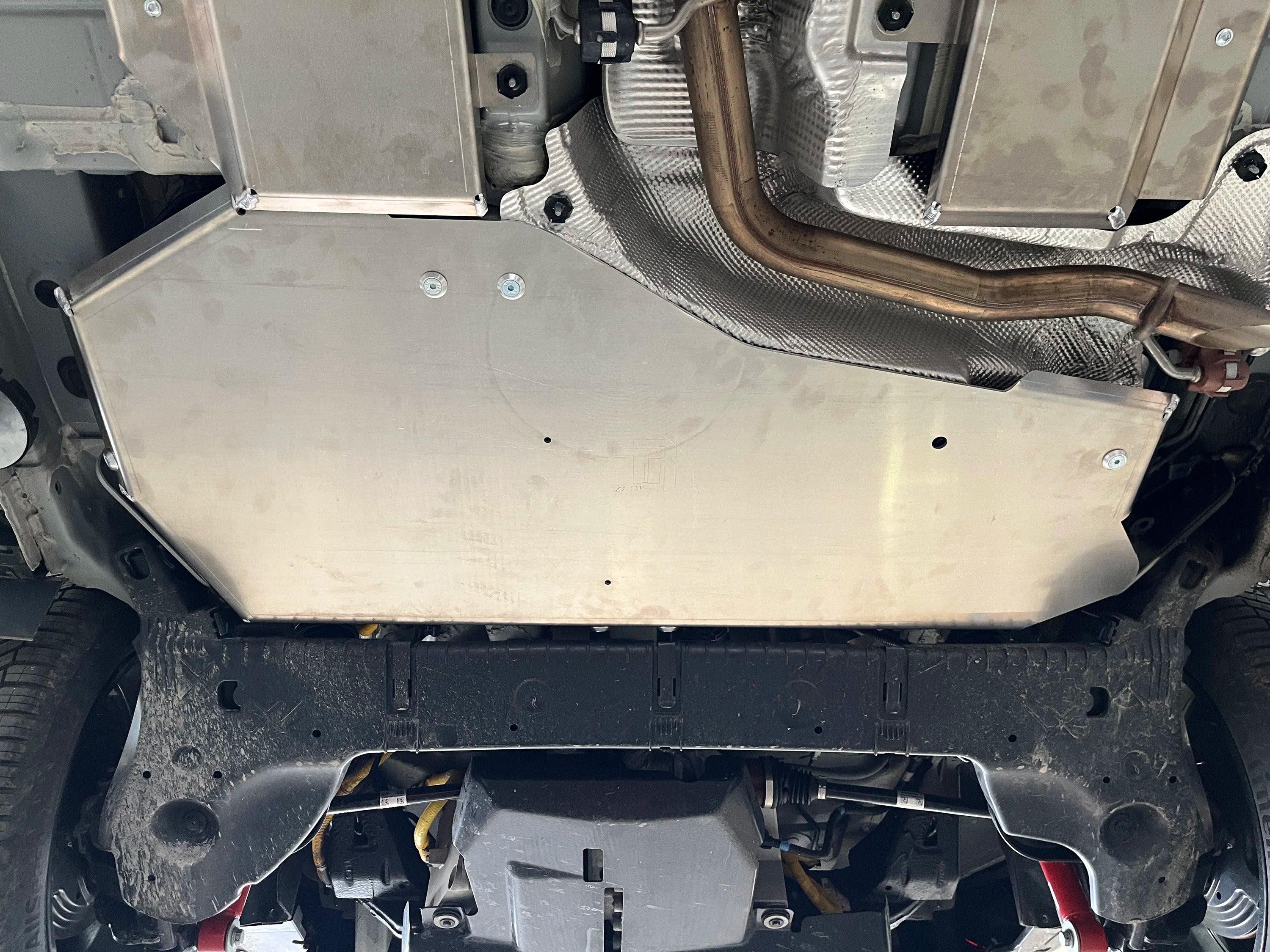 Unterfahrschutz Dacia Duster Hybrid G150, Tank - GPC-Offroad