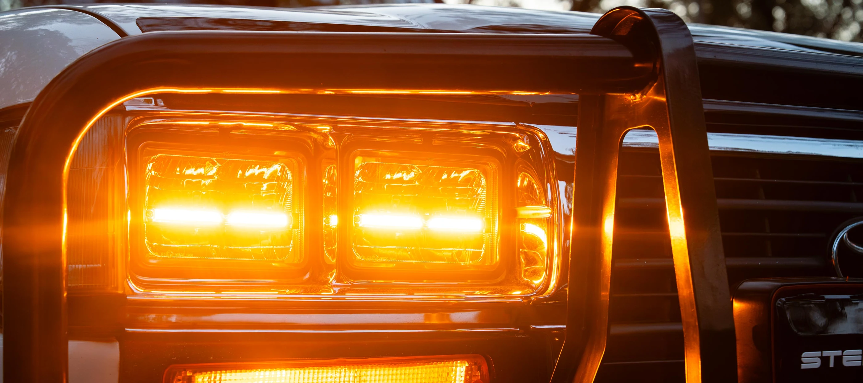 STEDI Homage 6x4" LED Upgrade Scheinwerfer - inkl. Standlicht & Blinker (1 Stk.)