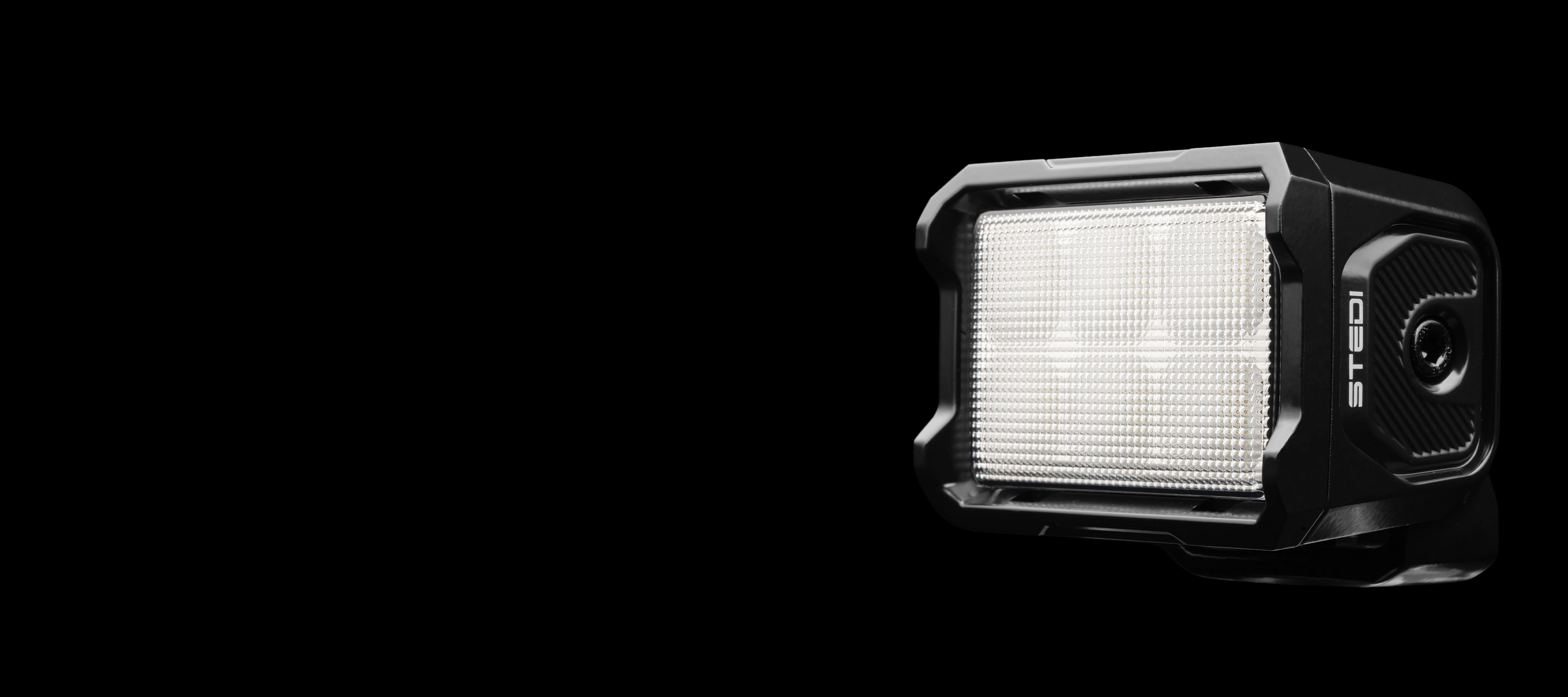 STEDI G6 Black HYPER FLOOD Work LED - GPC-Offroad