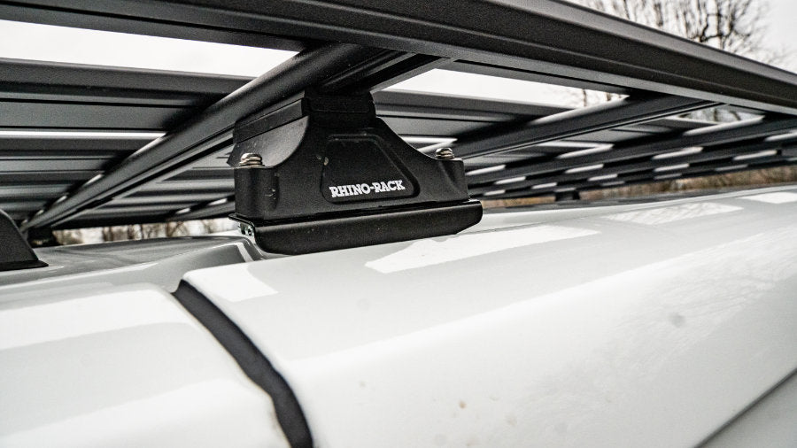 Rhino Rack Pioneer 6 Plattform (2700x1472mm) - Ford Transit Custom & VW T7 inkl. RLTP-Fußkit