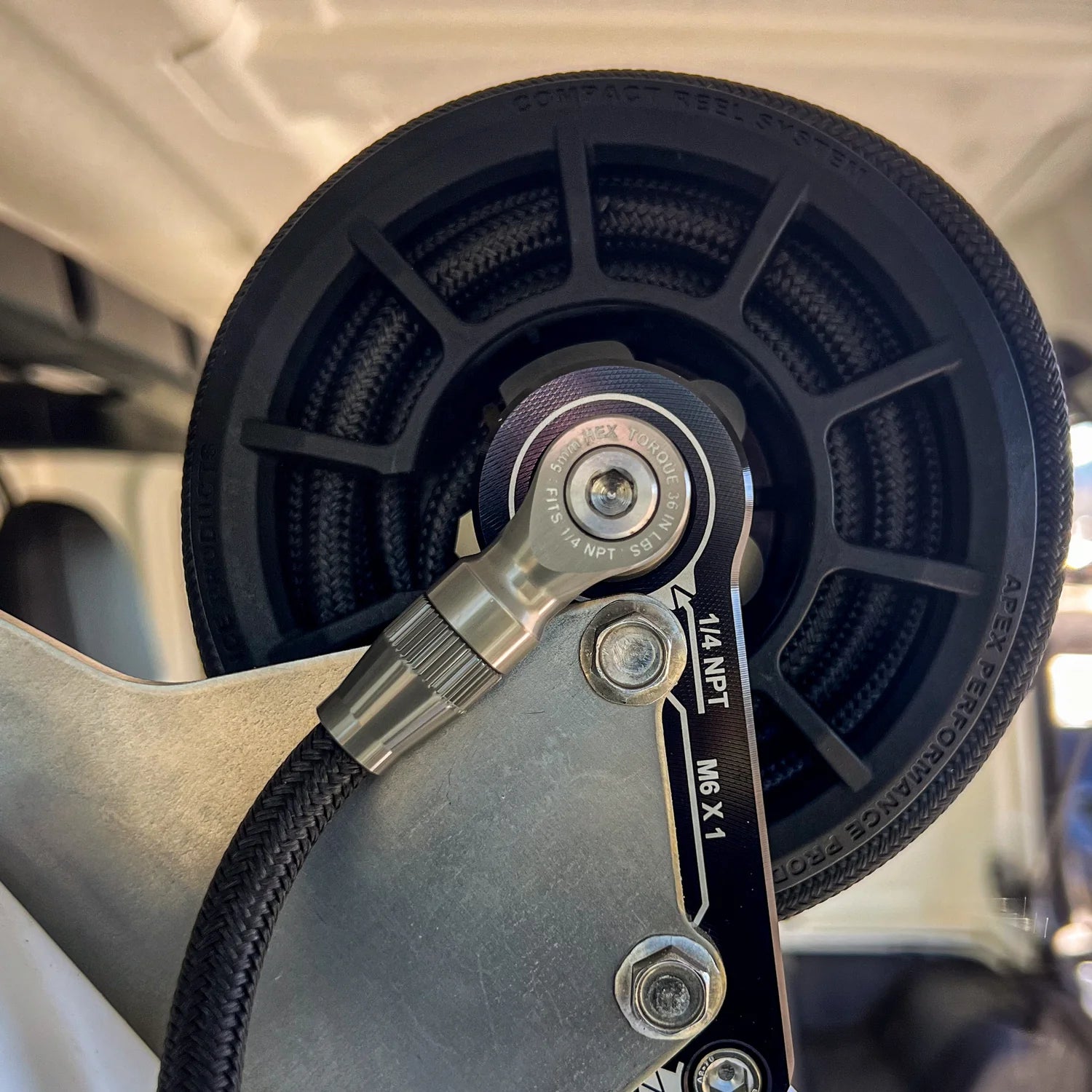 APEX - Banjo Fitting für CRS - 1/4 NPT auf APEX 3/8 Druckluftschlauch - GPC-Offroad