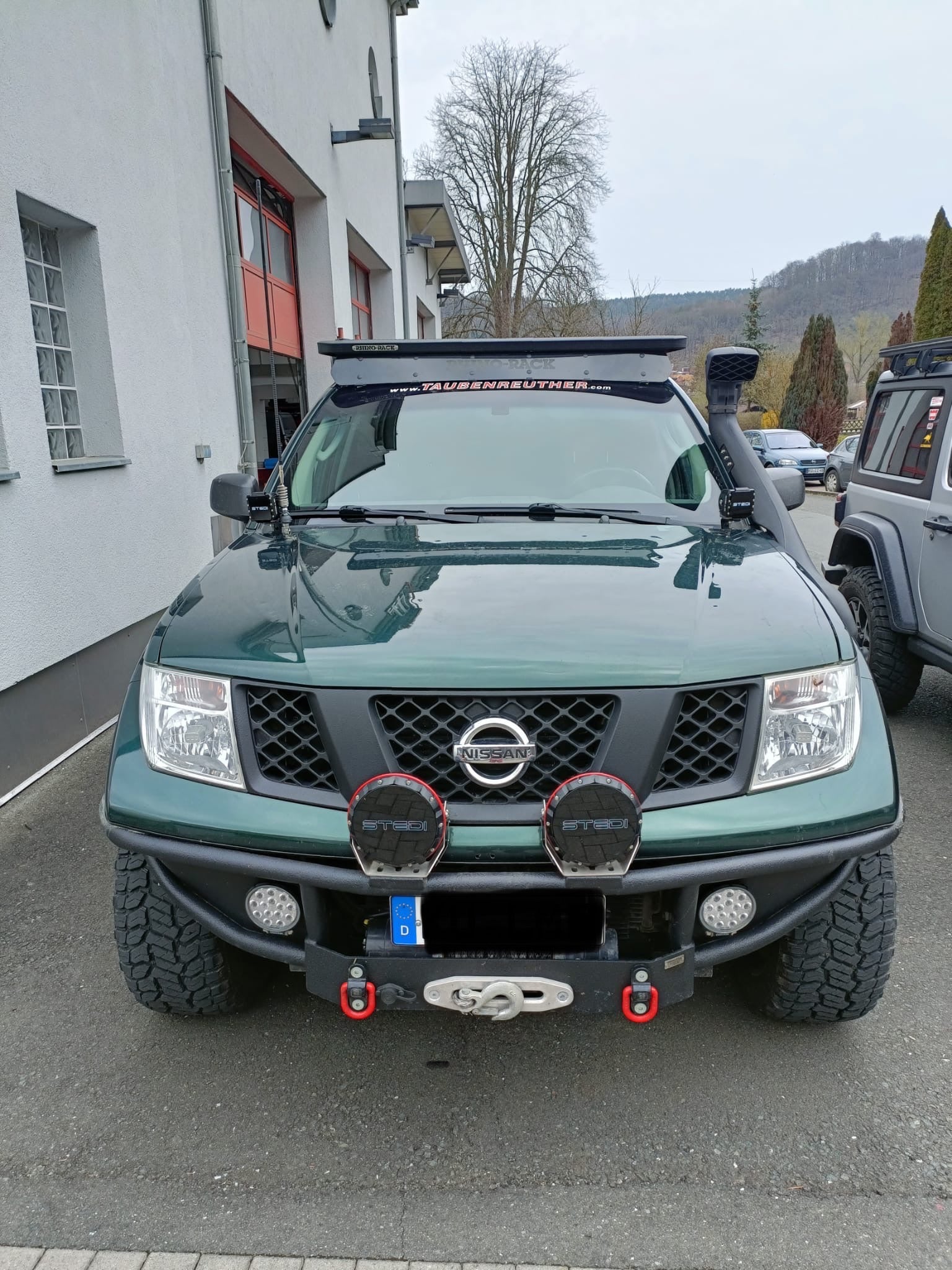 GPC Motorhaubenhalter für LED Spots - Nissan Navara D40 / Pathfinder R51