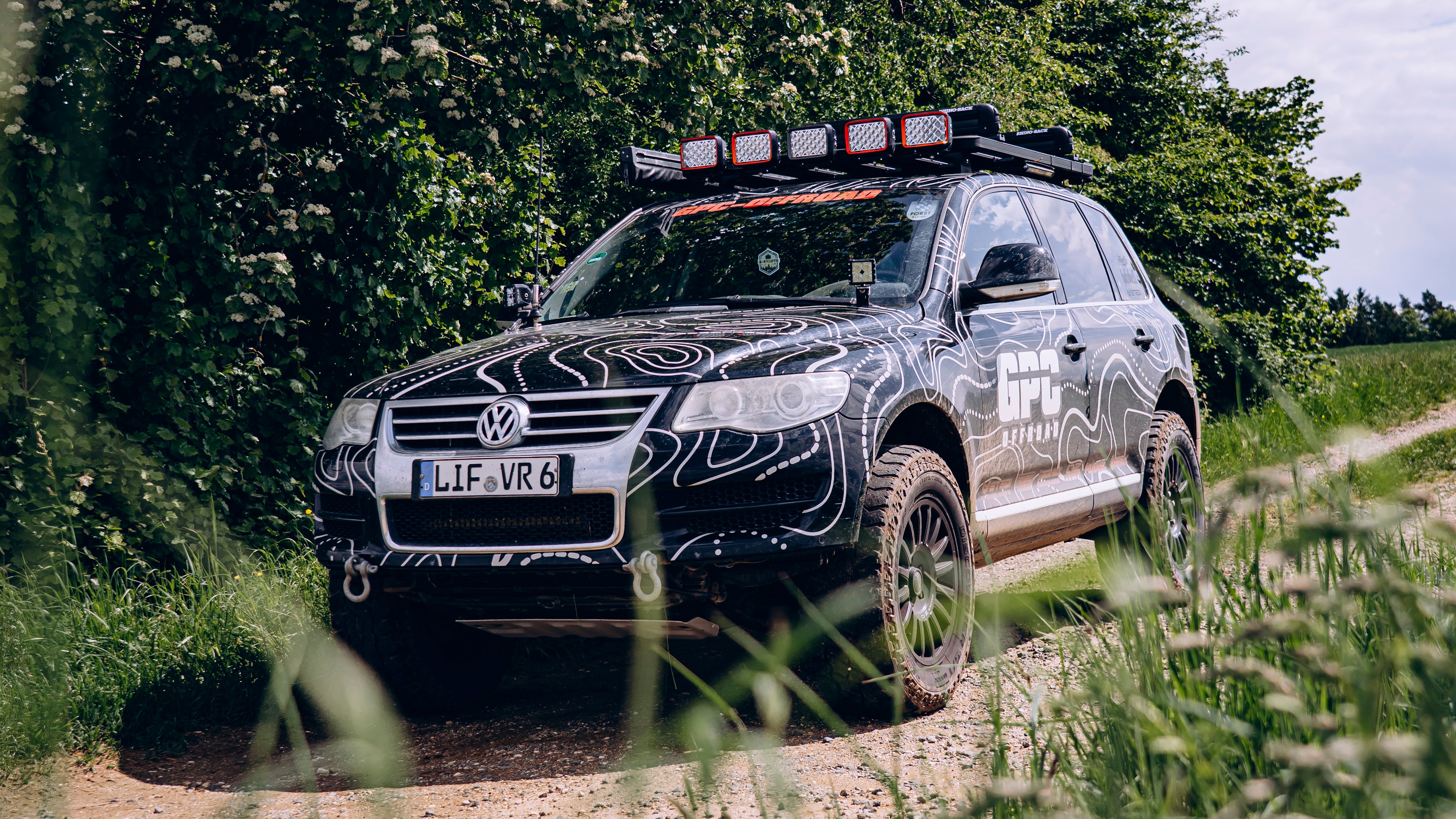 KW Suspensions - V3 Safari Höherlegungsfahrwerk (Stufenlos einstellbar) - VW Touareg (7L) & Porsche Cayenne (9PA)