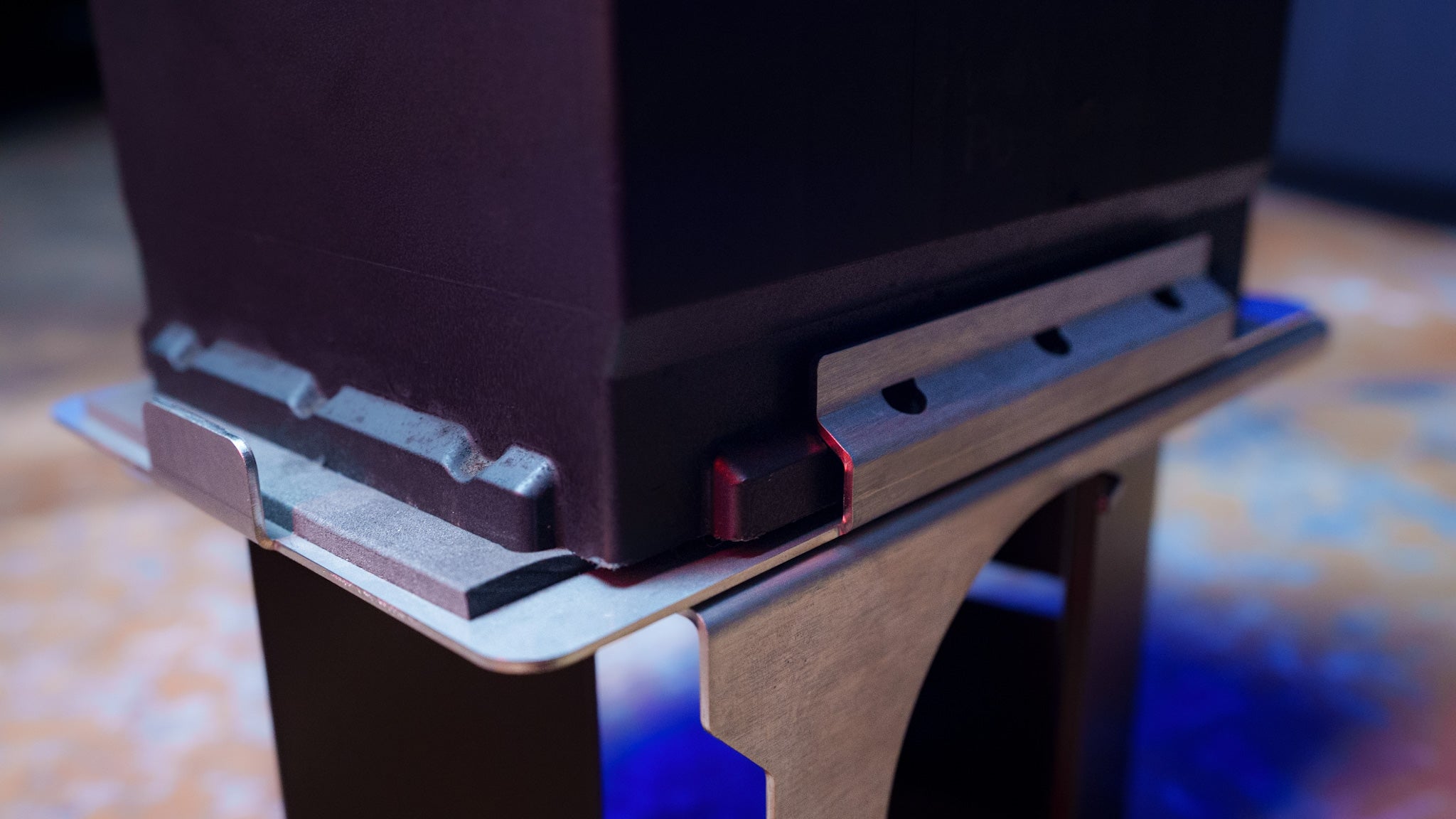 GPC Offroad - Halterung für Zusatzbatterie - TOYOTA HILUX REVO (ab '16-) für 100Ah (z.B. SuperB) oder ähnlich