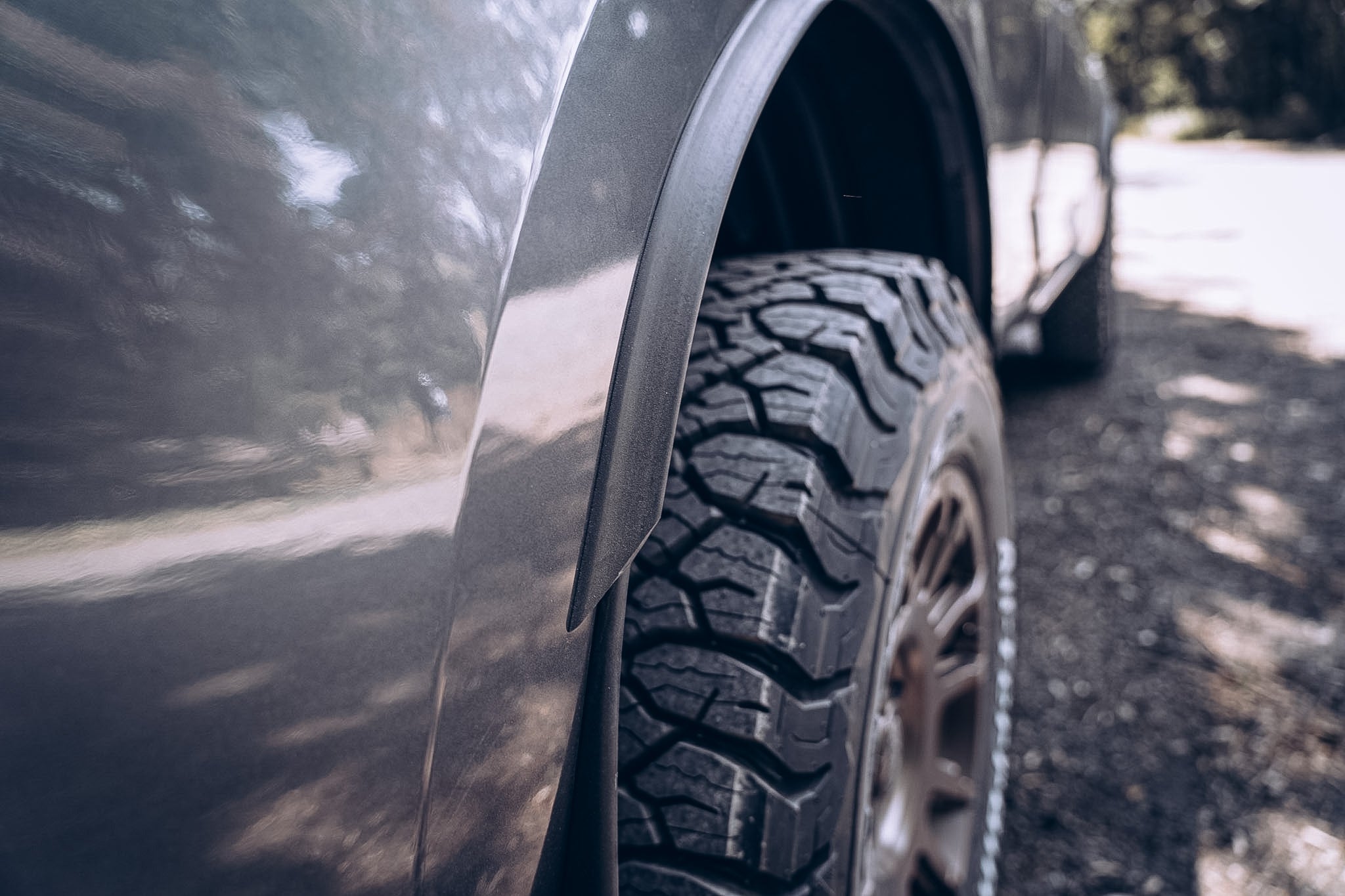 Fender flares 15 mm 4 pieces á 1.5 meters (made of black hard rubber)