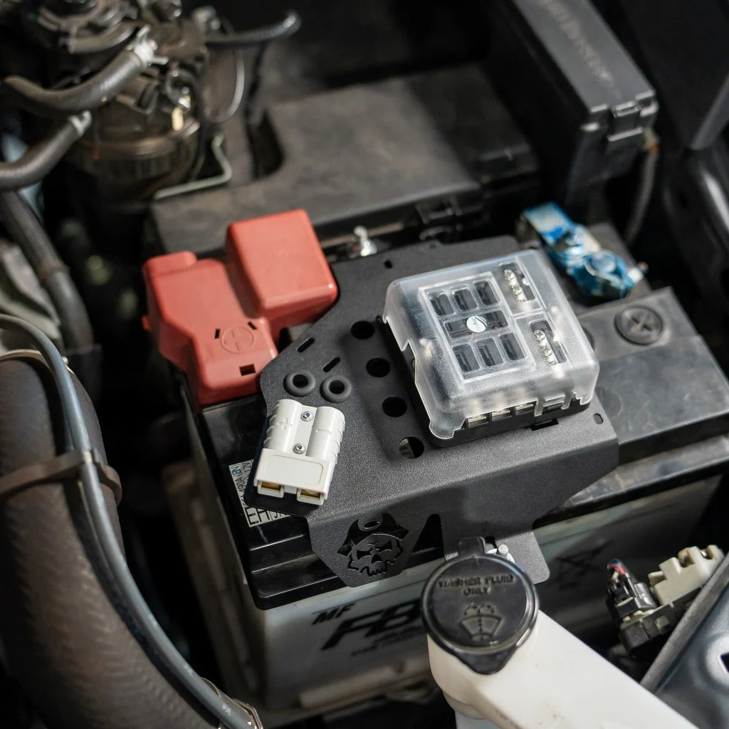 Support de fusible pour Toyota Hilux N80 (à partir de 2016-) - Pirate CAMP CO.