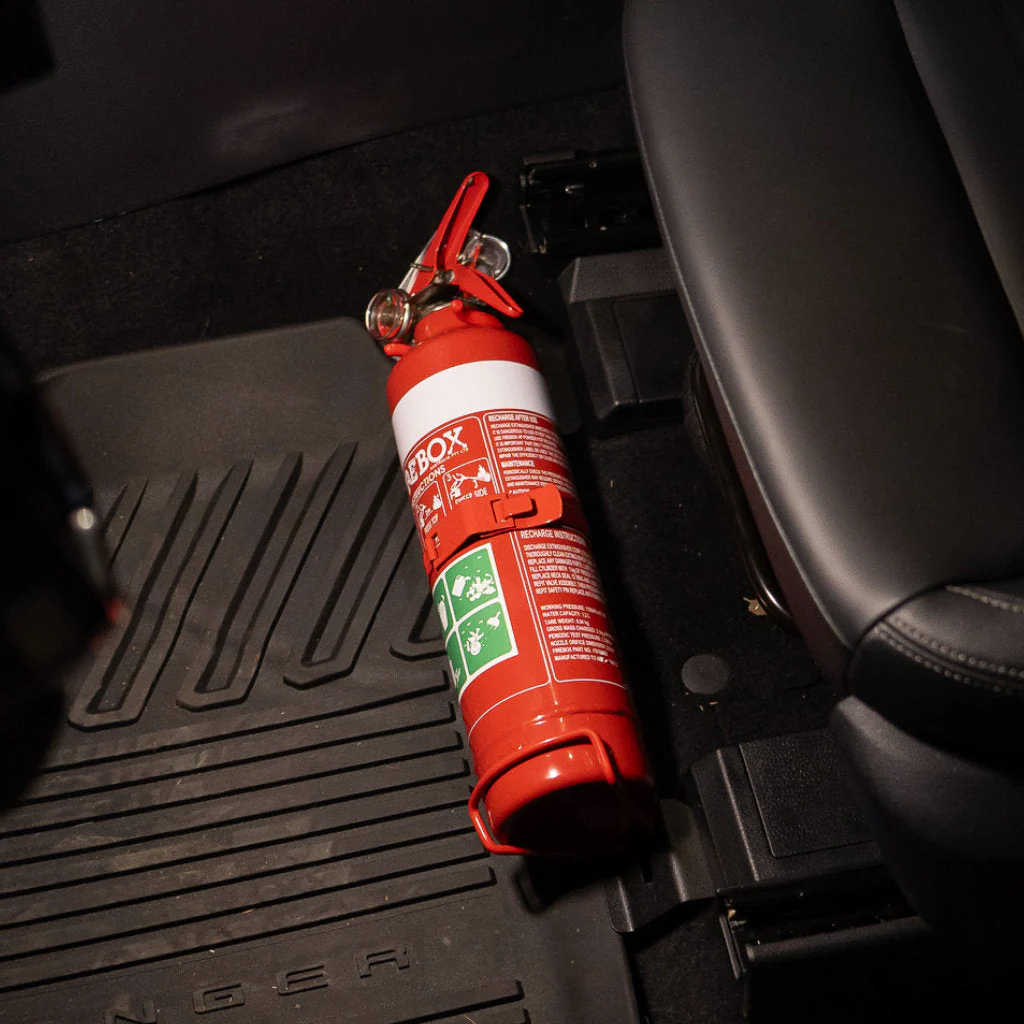Feuerlöscherhalter Sitzkonsole für VW Amarok (ab 2022+) - Pirate CAMP CO.
