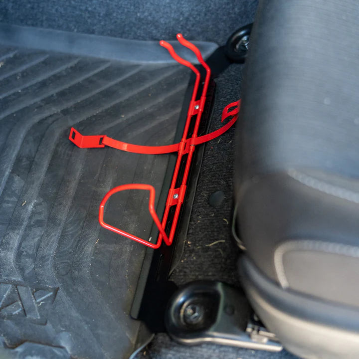 Feuerlöscher Halterung für Toyota Hilux N80 - Pirate CAMP CO.