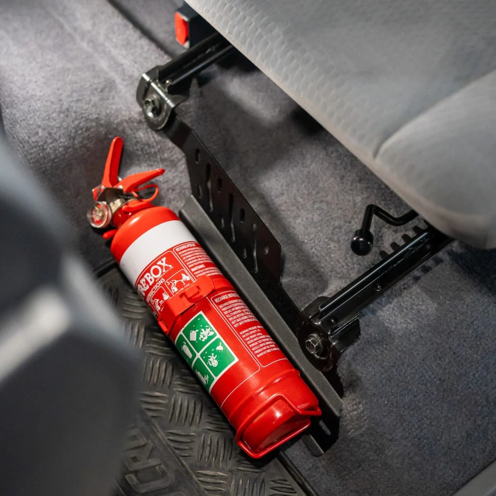 Feuerlöscher Halterung für Toyota Landcruiser 70 Serie - Pirate CAMP CO. - GPC-Offroad