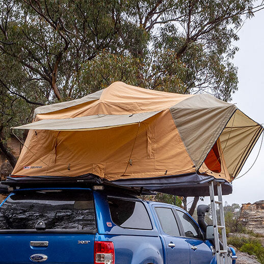 ARB Dachzelt "Flinders" 2400 X 1400 mm, Inkl. Abnehmbarer Leiter - GPC-Offroad