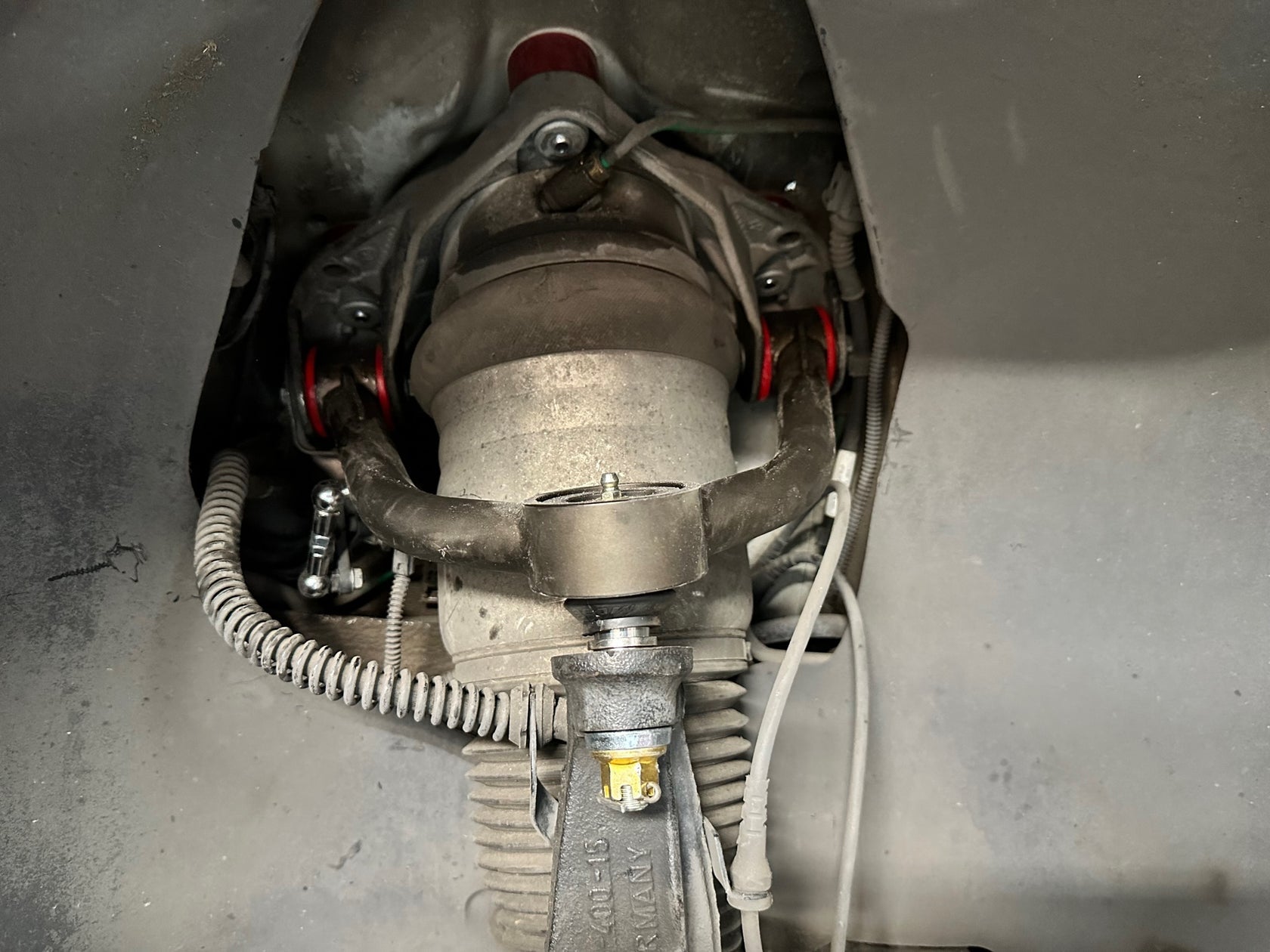 Eurowise - Obere Querlenker (2 Stk.) - VW Touareg / Cayenne / Q7 Gen. 2 (2011-2018) - GPC-Offroad