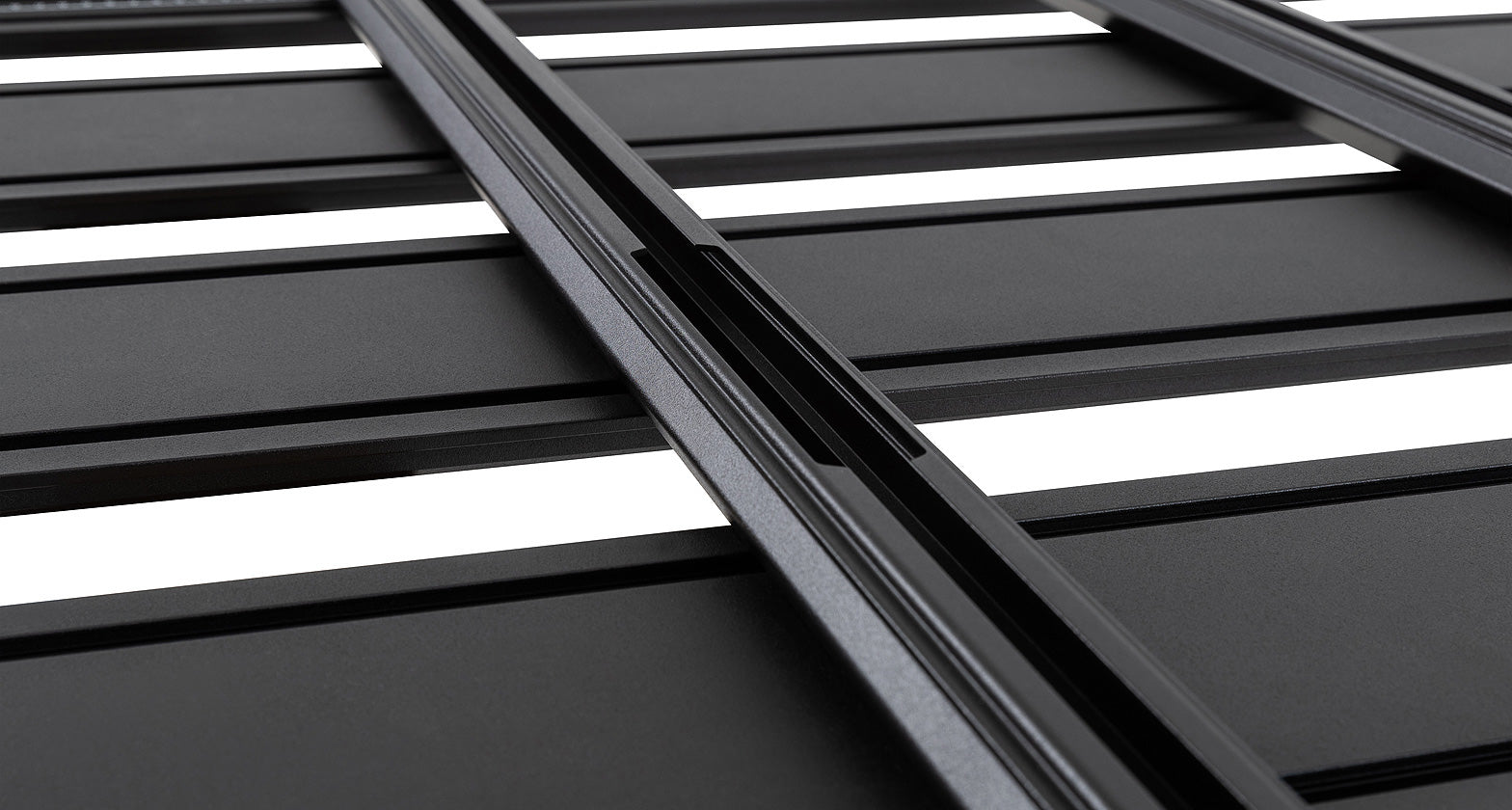 Suzuki Jimny (GJ,HJ ab 2018-) RHINO-RACK™  Plattform Pioneer(NG)1928X1376 inkl. RL110S2 - GPC-Offroad