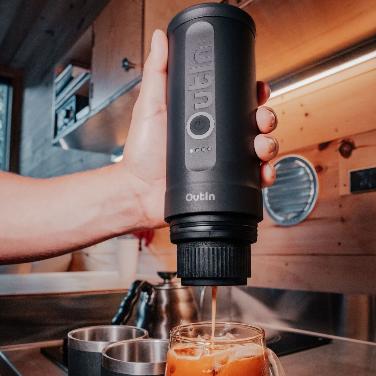 OutIn - Nano - Tragbare Espressomaschine - Space Grau