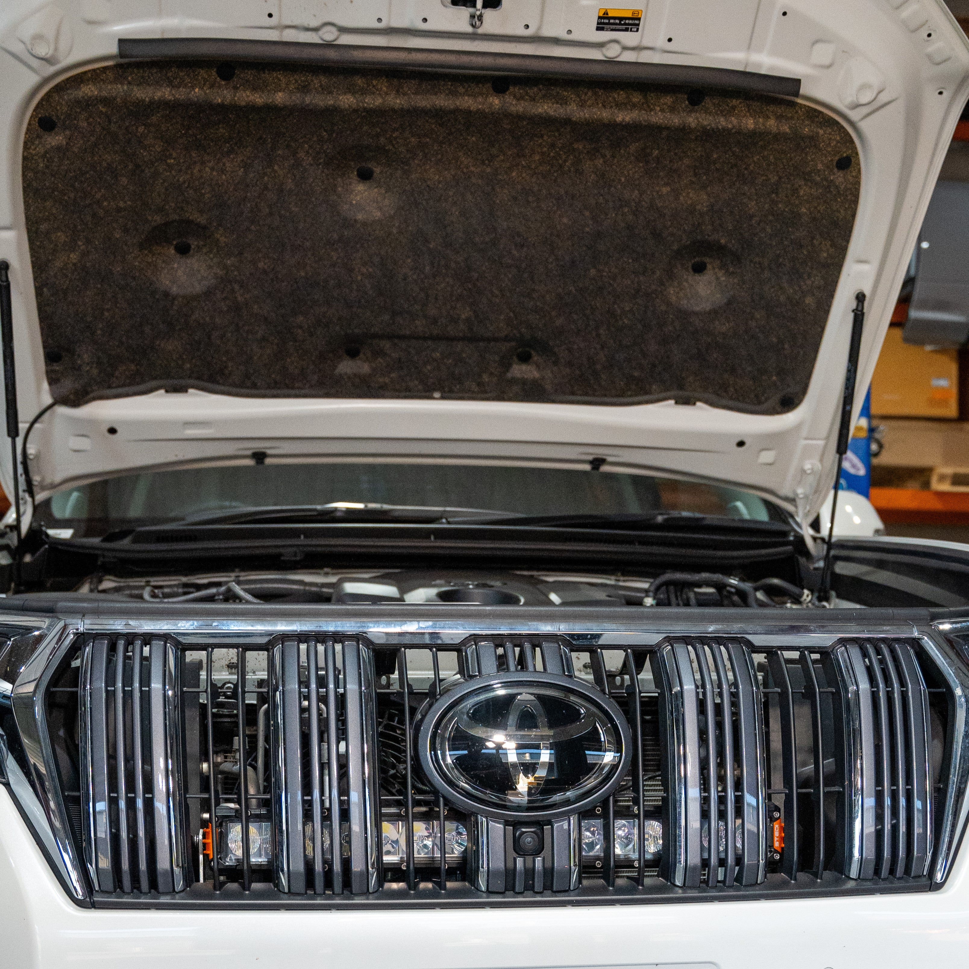 Rear grille bracket for LC Prado 150 (2017+) - Pirate CAMP CO.