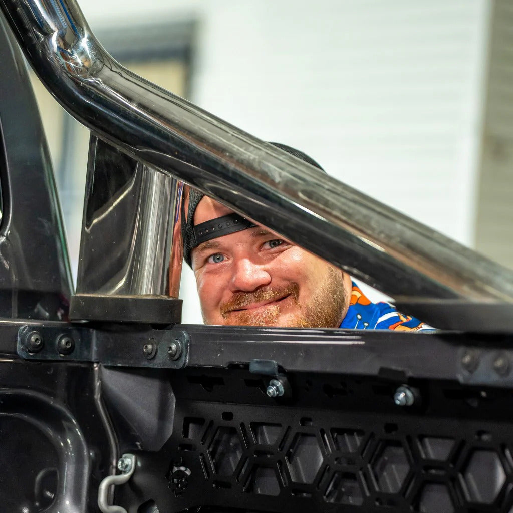 Komplette Seitenwanne Molle Panel passend für Toyota Hilux N80 (ab 2016-) - Pirate CAMP CO.