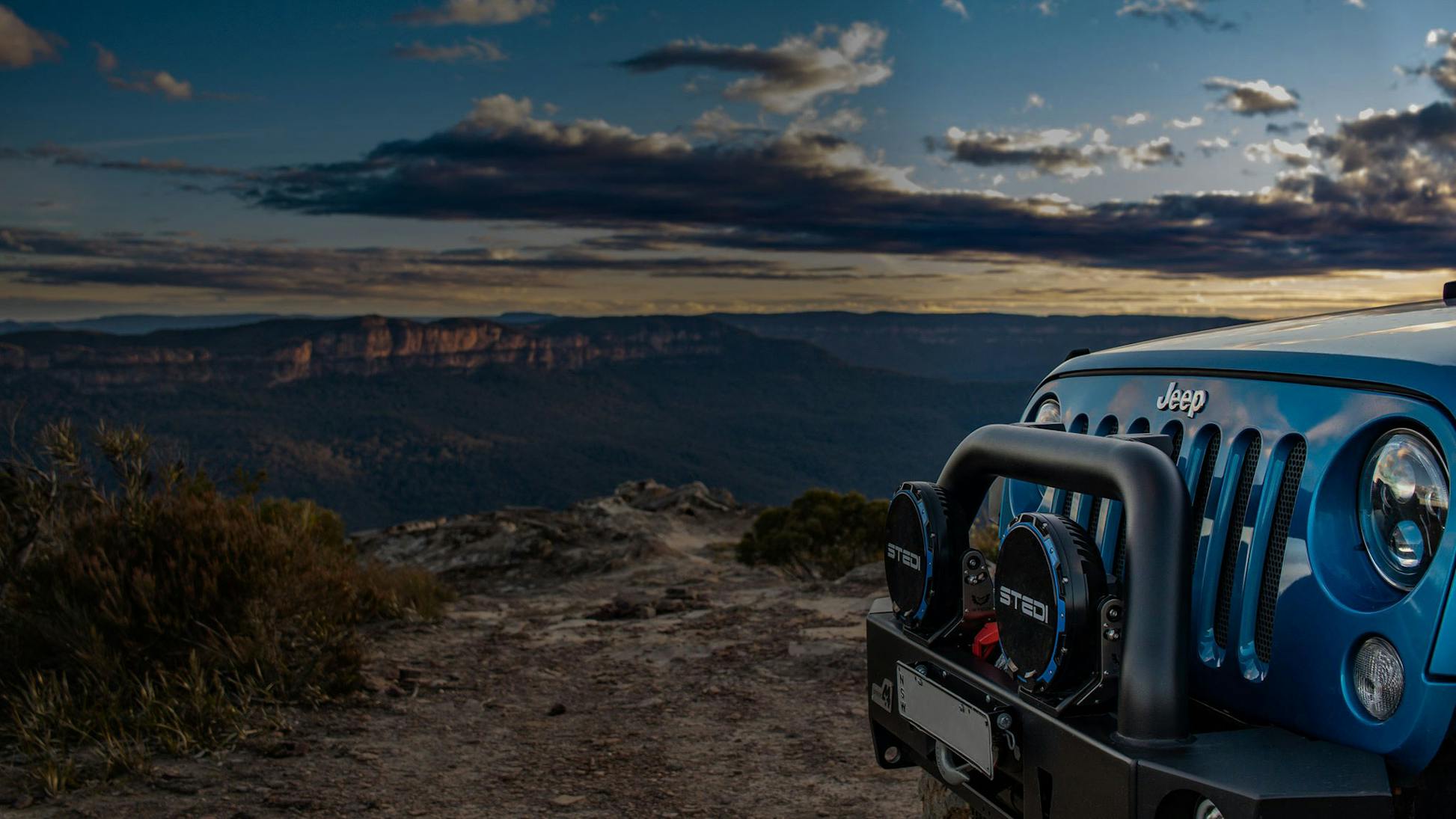 STEDI 7Inch Carbon LED Headlight - Black (5700K) - GPC-Offroad