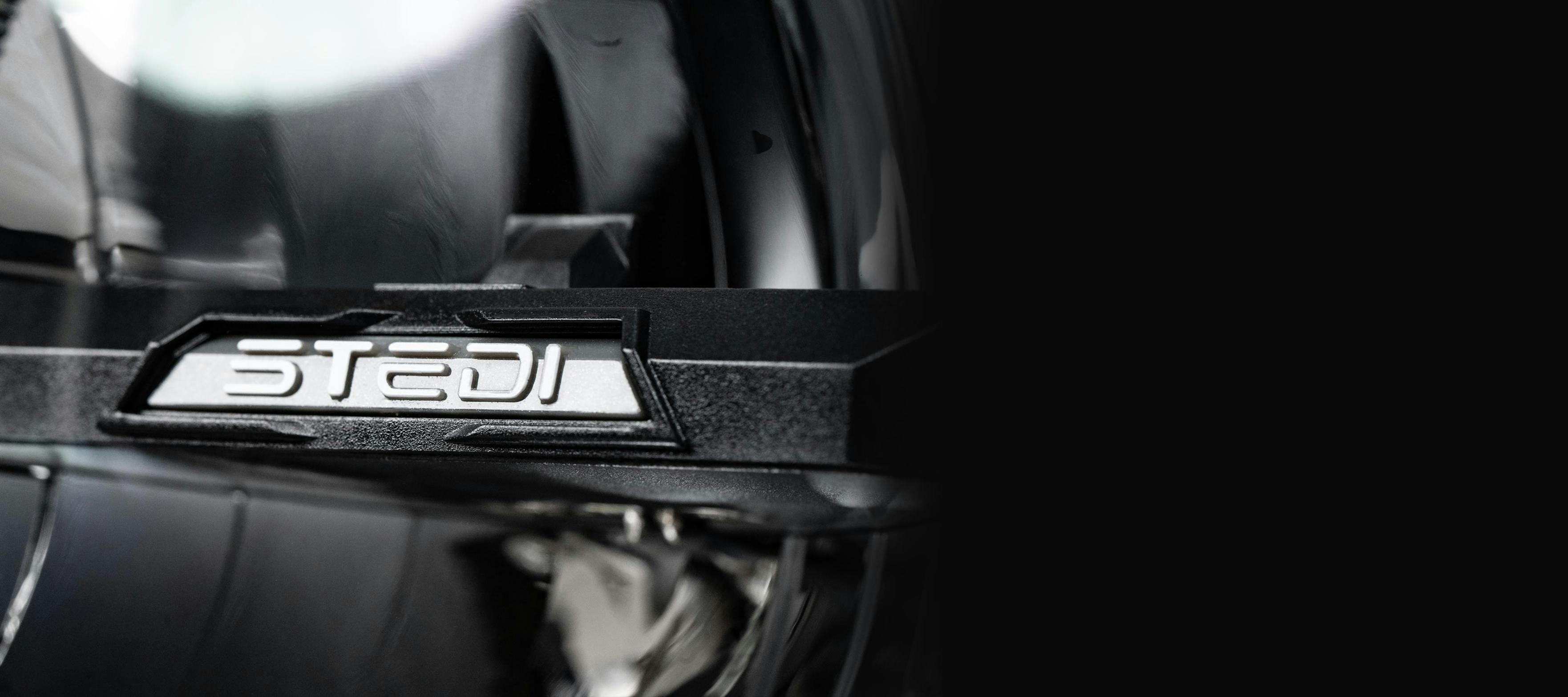 STEDI 5.75 Inch Homage Black 3000K - GPC-Offroad