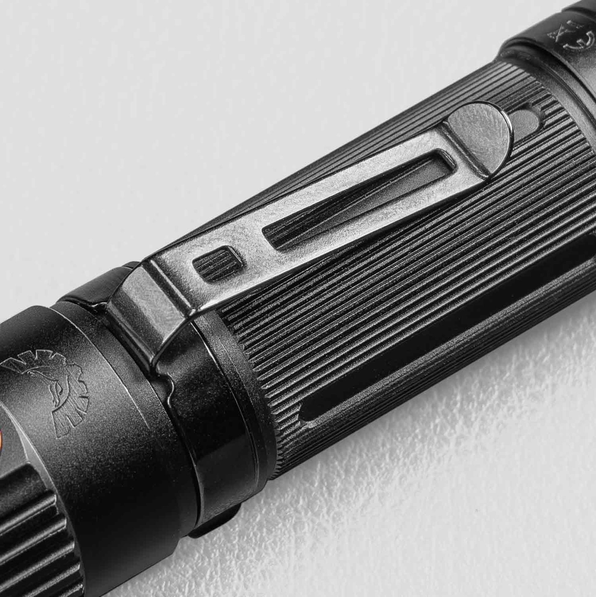 STEDI FX-3300 LED Torch