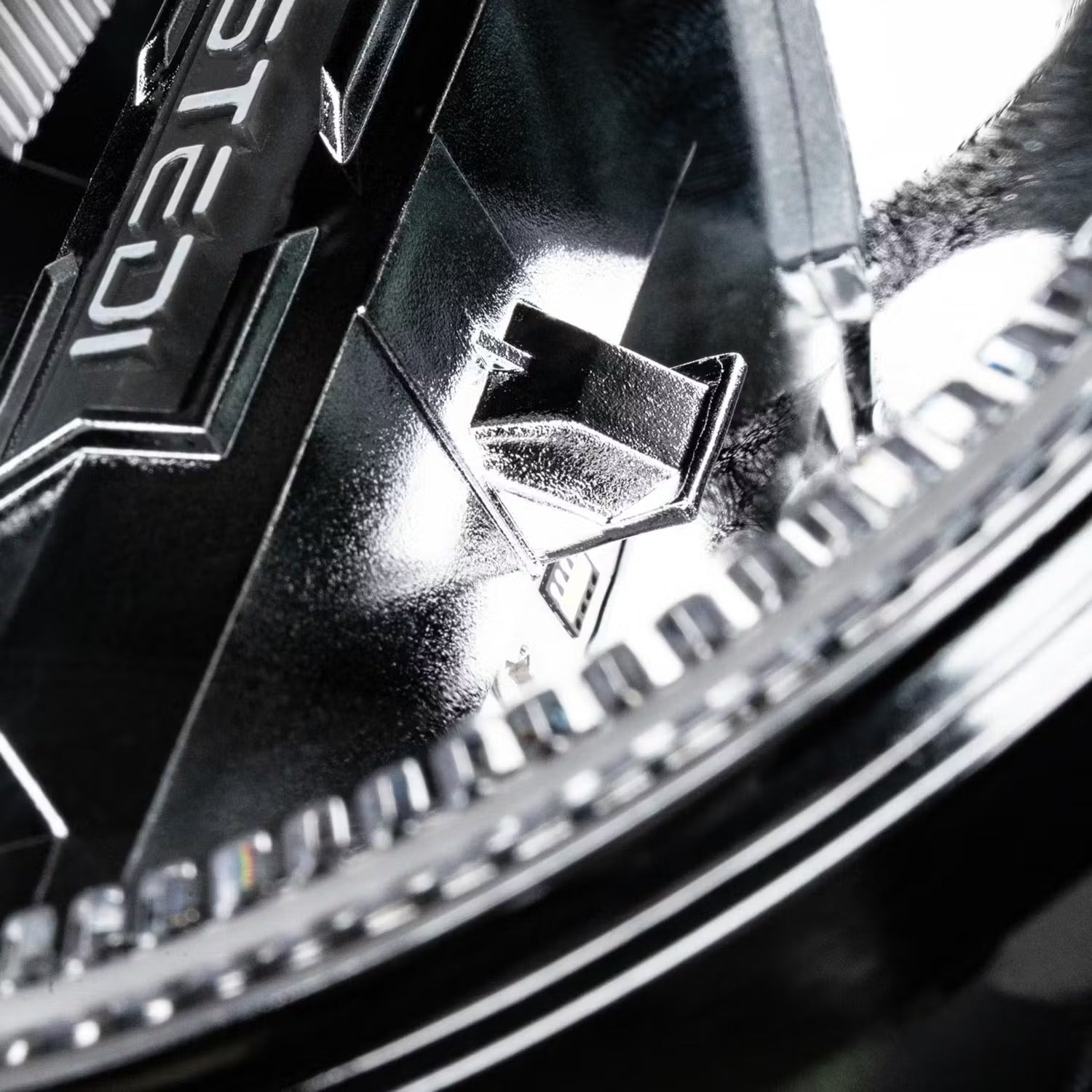 STEDI 5.75 Inch Homage Chrome 3000K - GPC-Offroad