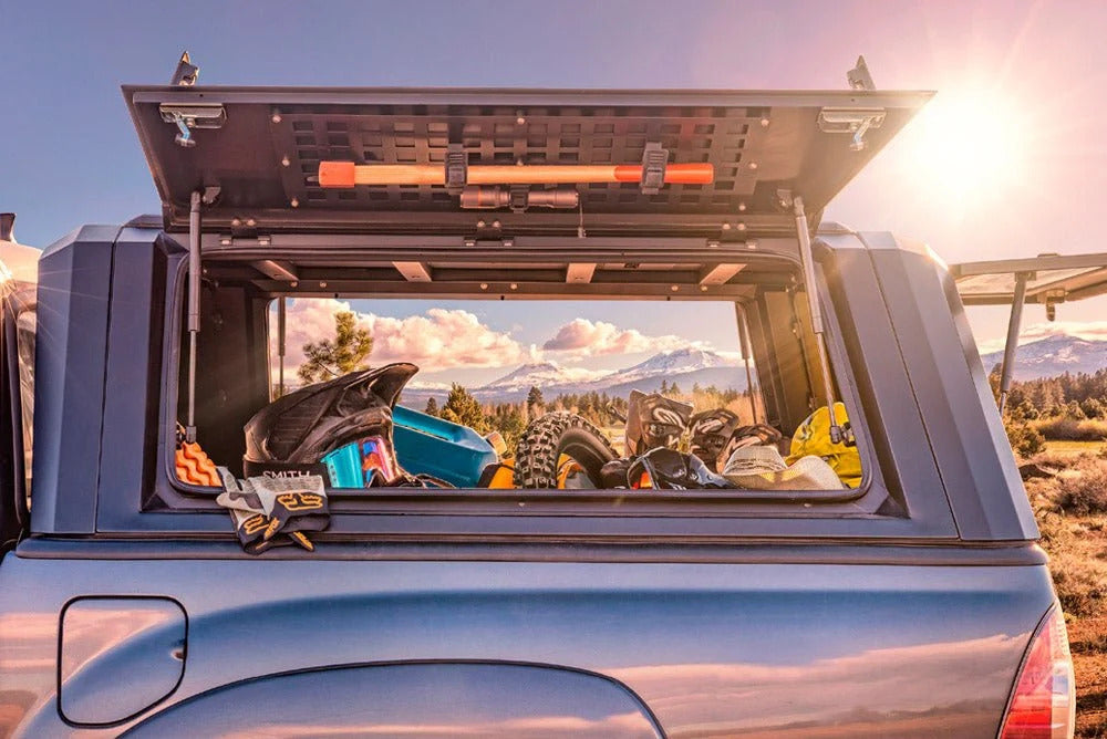 RSI EVO Adventure Edelstahl Hardtop - Toyota Hilux DoKa (2026+) - Schwarz Matt