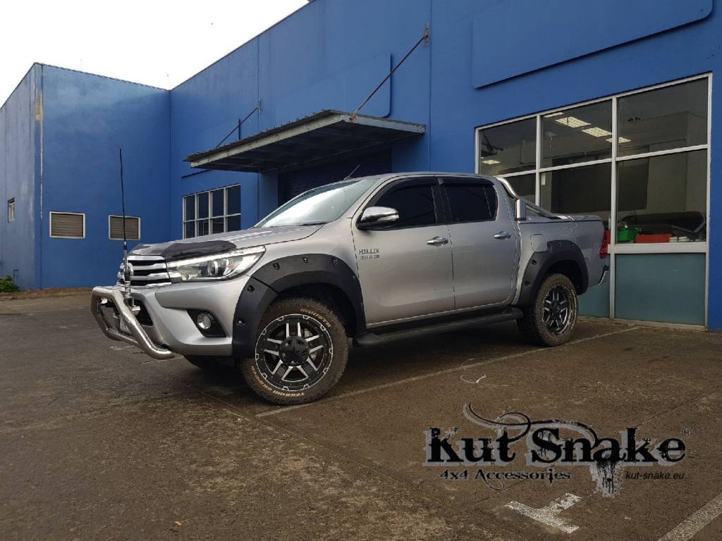 Kut Snake Kotflügelverbreiterung Toyota Hilux Revo (2015-2019) - 75mm Breite