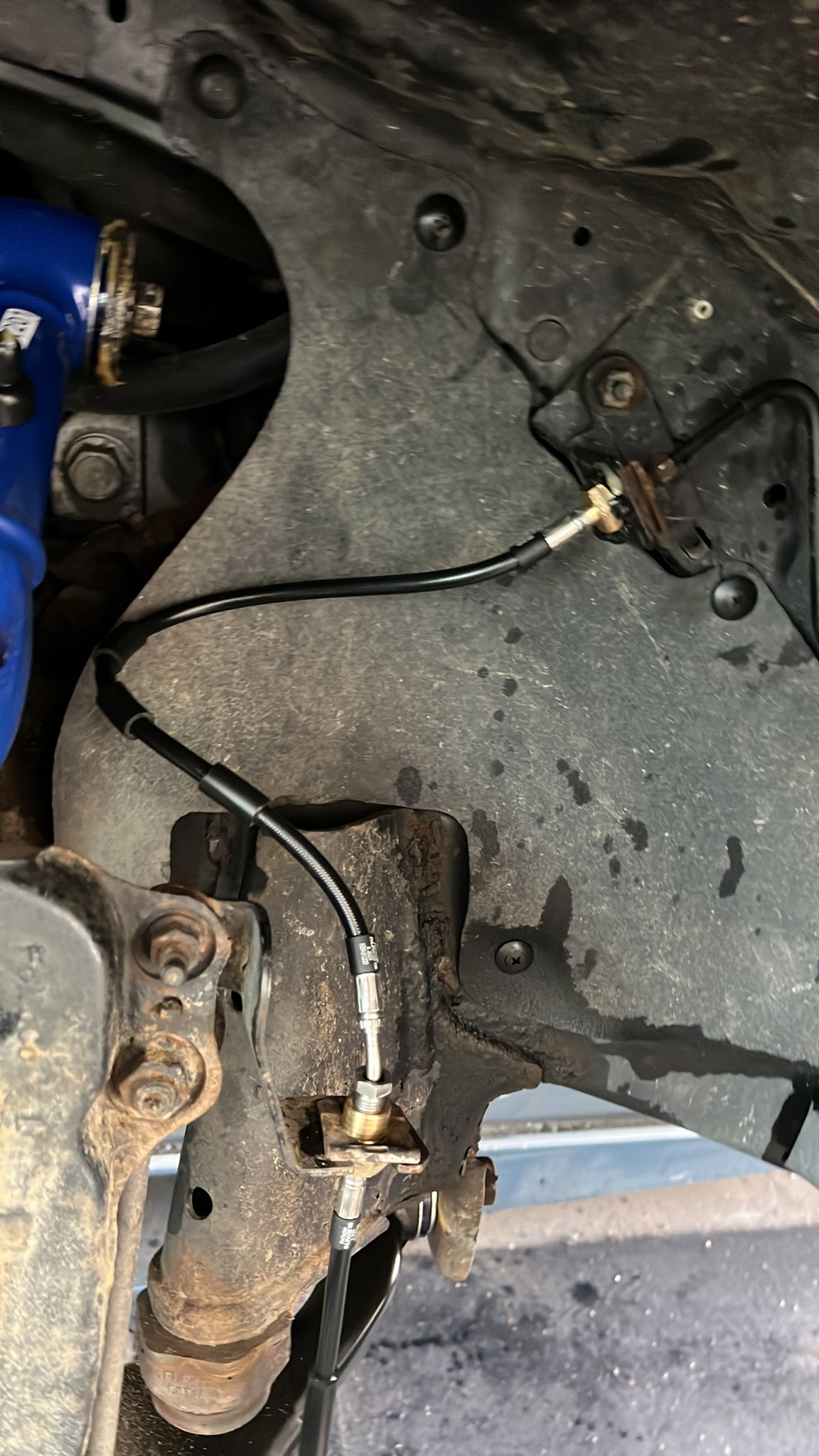 Steel braided brake line for Ford Ranger Raptor (from 2019-2022)